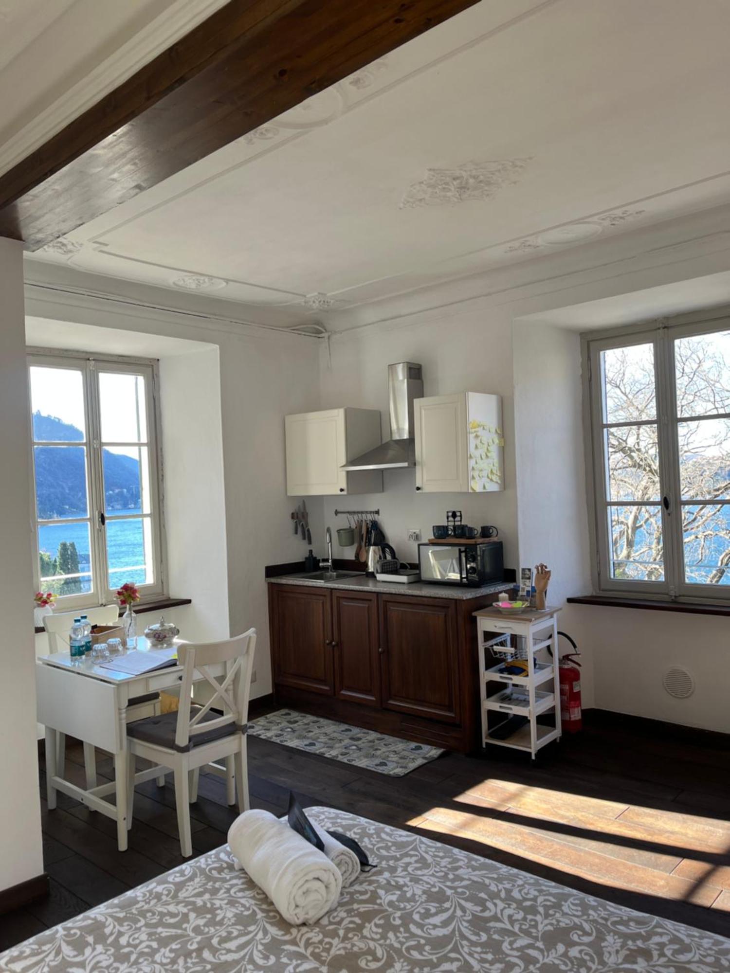 Casa Giulietta Caronti With View Of Lake Como Блевио Экстерьер фото